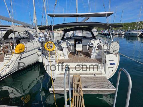 Bavaria Cruiser 51 Style recensioner och tekniska specifikationer